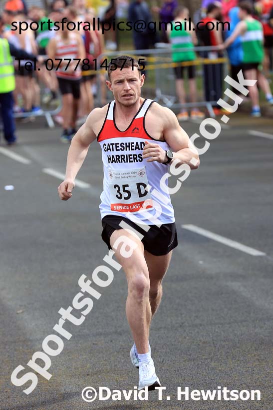 Senior mens 2024 Elswick Harriers Good Friday Relays, Newburn, Newcastle Upon Tyne  Photo: David T. Hewitson/Sports for All Pics